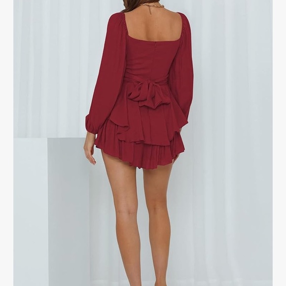 Elegant Romper - Picture 4 of 4